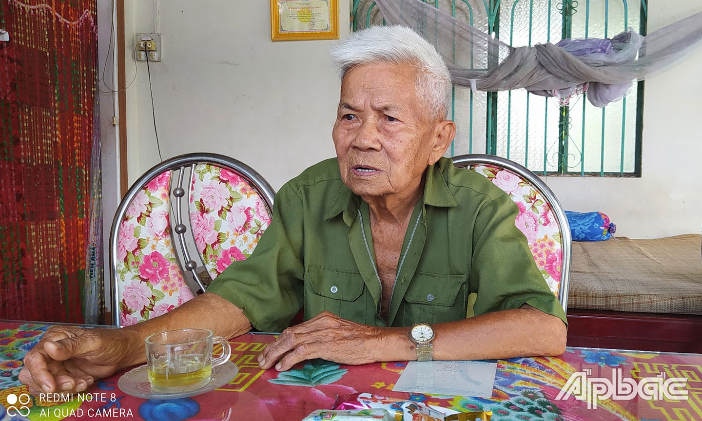 Ông Nguyễn Hoàng Kha kể lại trận đánh Ba Rài.