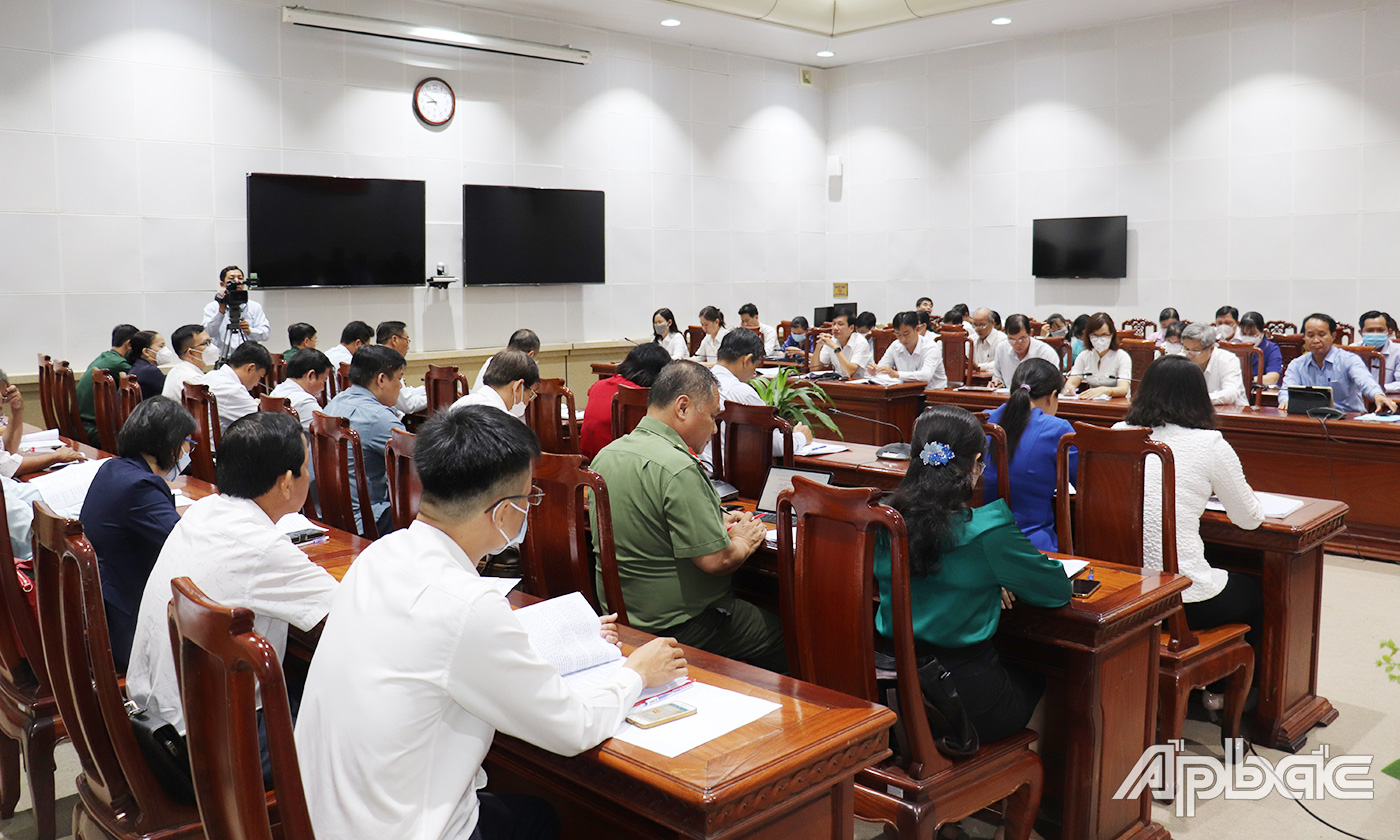 Quang cảnh hội nghị.