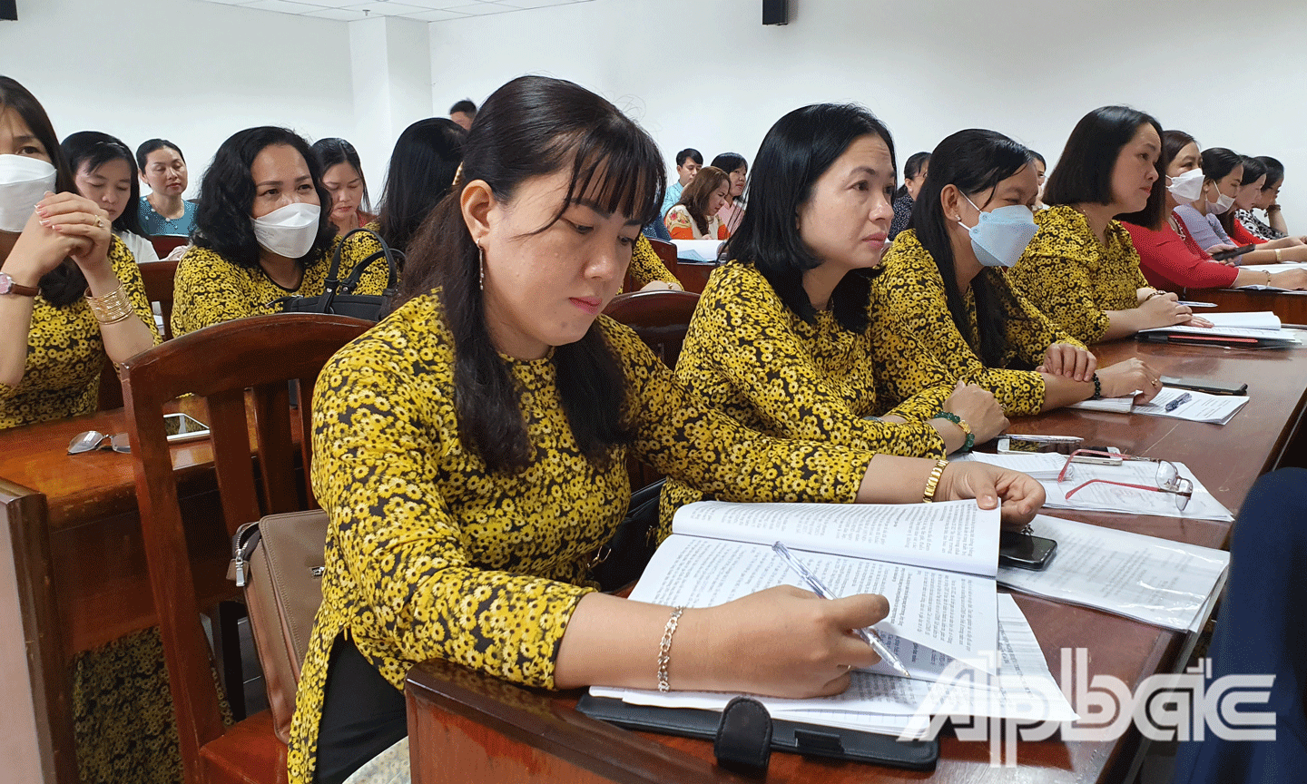 Đại biểu dự hội nghị. 