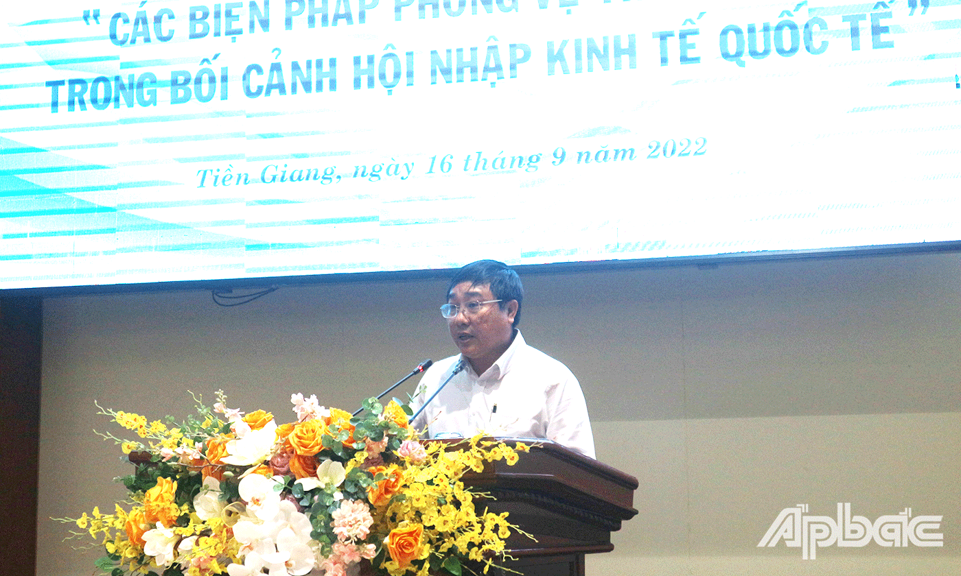 Đồng chí Đặng Văn Tuấn Quyền Giám đốc Sở Công thương tỉnh Tiền Giang phát biểu tại Hội nghị
