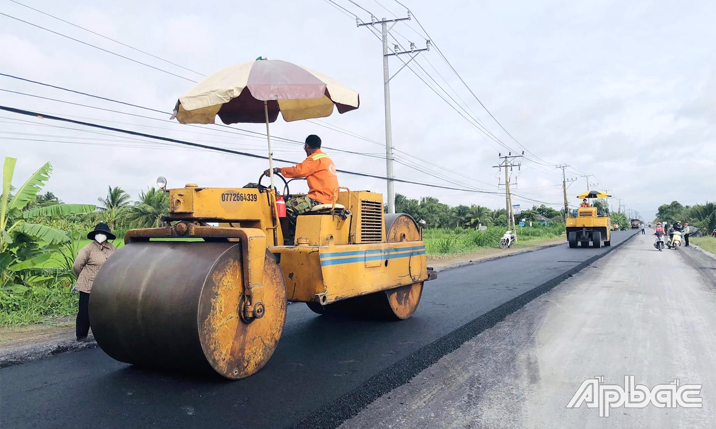 Thi công thảm nhựa nóng