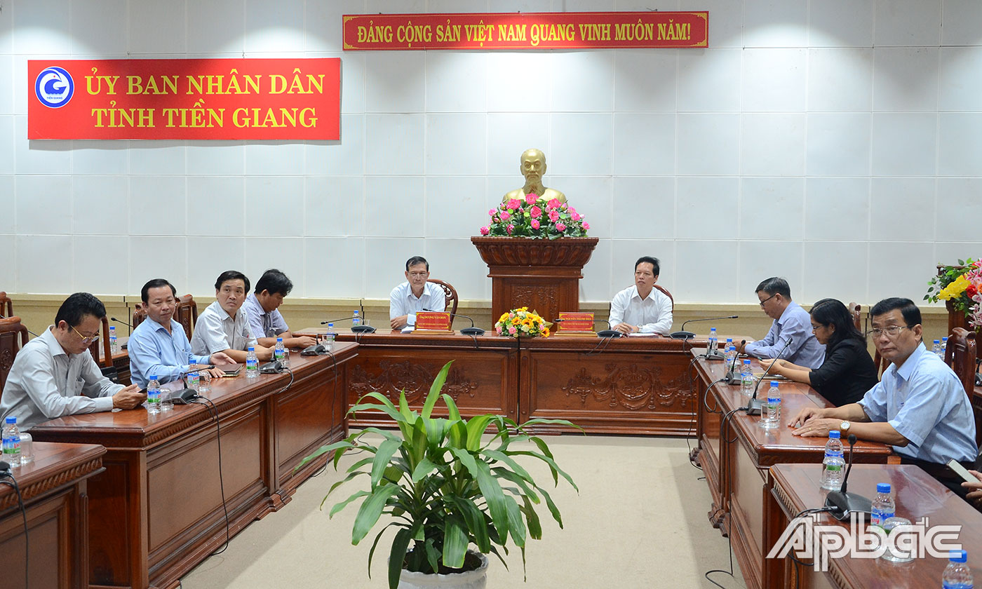 Quang cảnh hội nghị tại điểm cầu Tiền Giang.