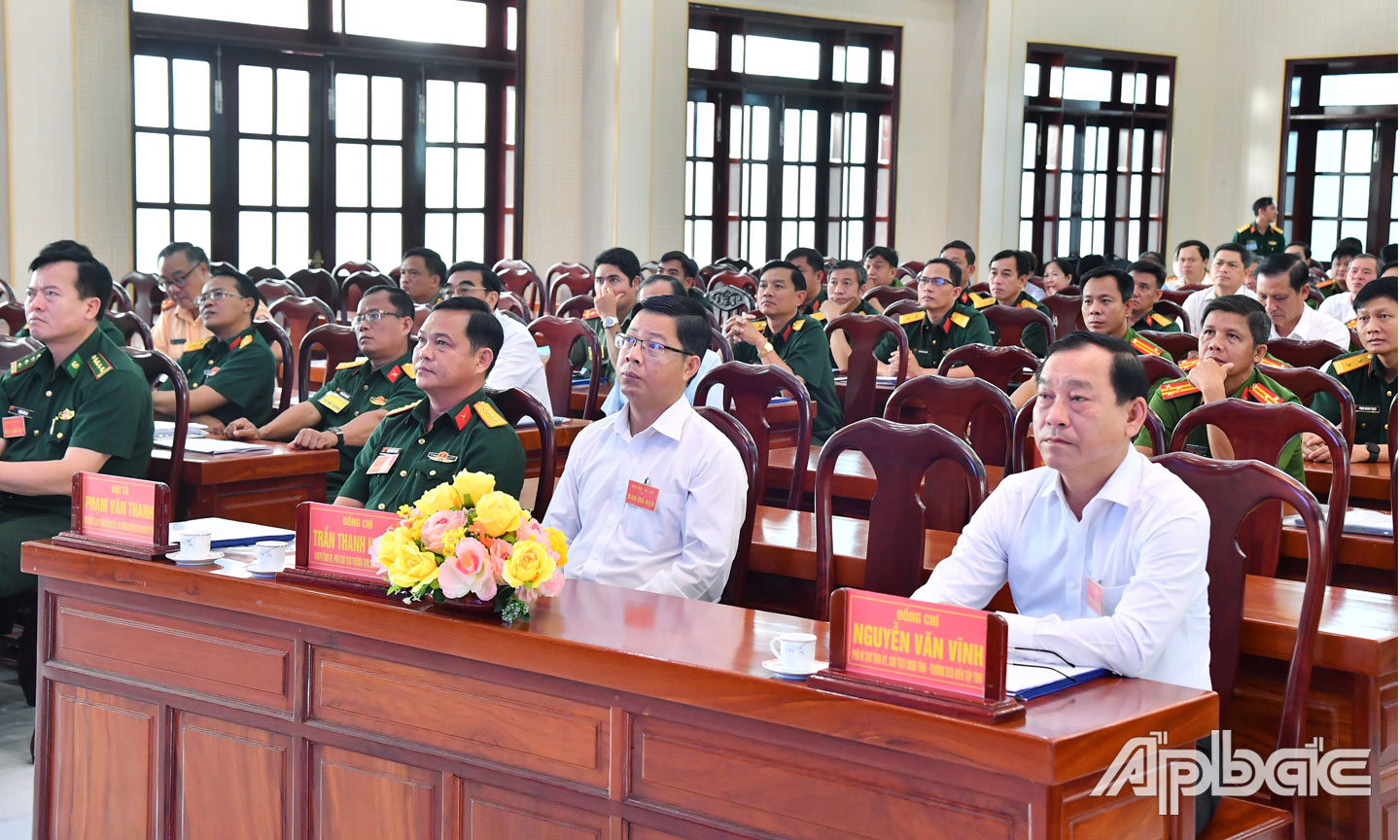  Đại biểu tham quan Diễn tập khu vực phòng thủ huyện Cai Lậy năm 2022.