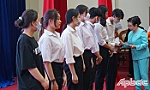 Trao 230 suất học bổng cho sinh viên, học sinh có hoàn cảnh đặc biệt khó khăn