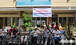 Trao 21 xe lăn cho người khuyết tật