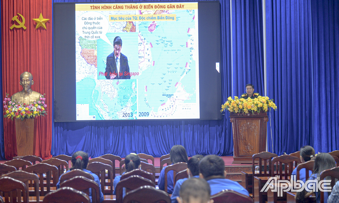 Quang cảnh hội nghị.