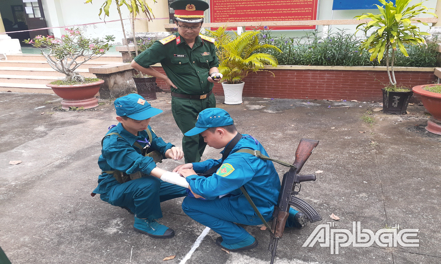 Phần thi của  học sinh tại hội thao. 