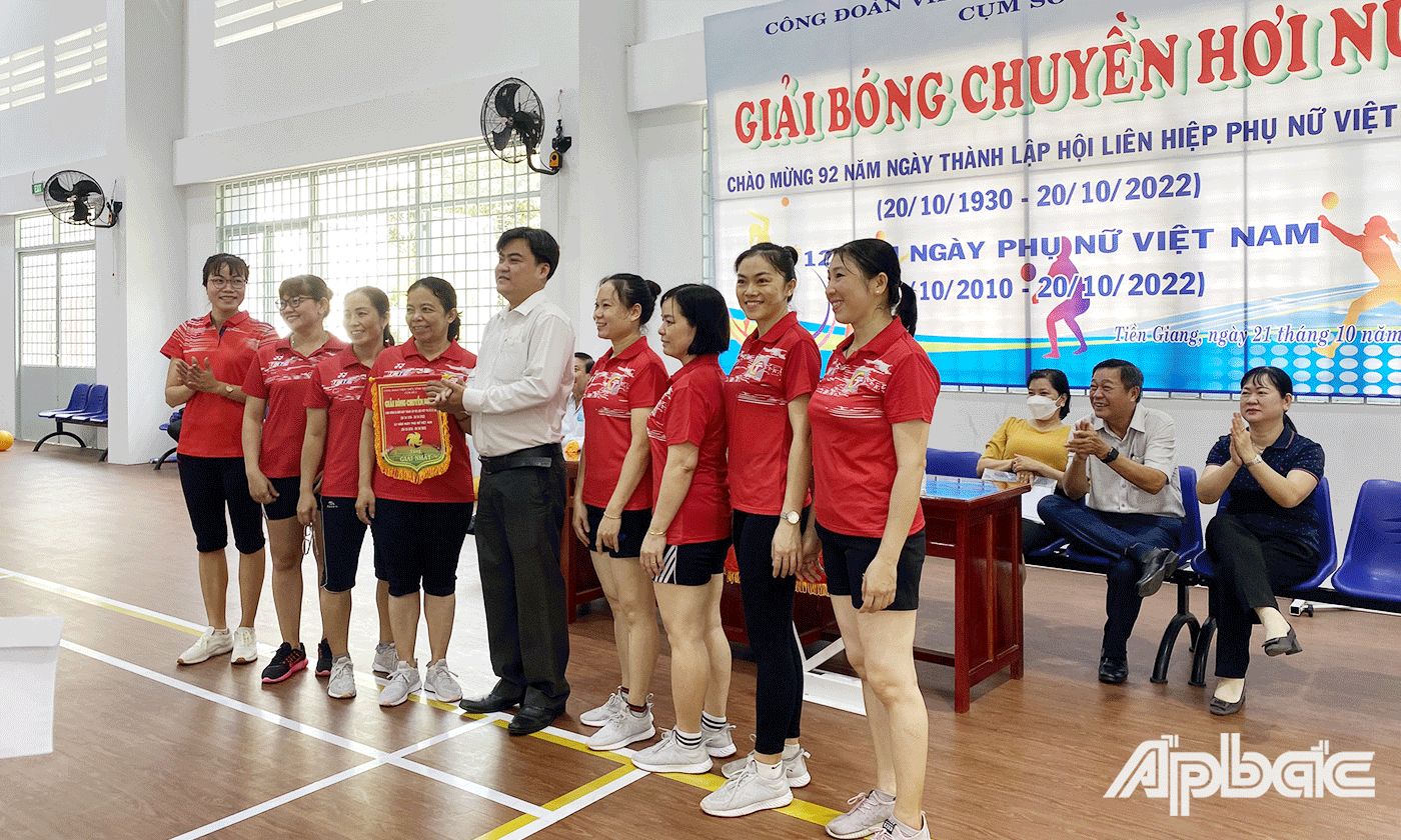 Đội Đài Phát thanh – Truyền hình tỉnh Tiền Giang xuất sắc đạt giải Nhất.