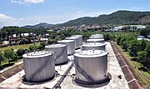 Nhập khẩu xăng dầu tăng vọt