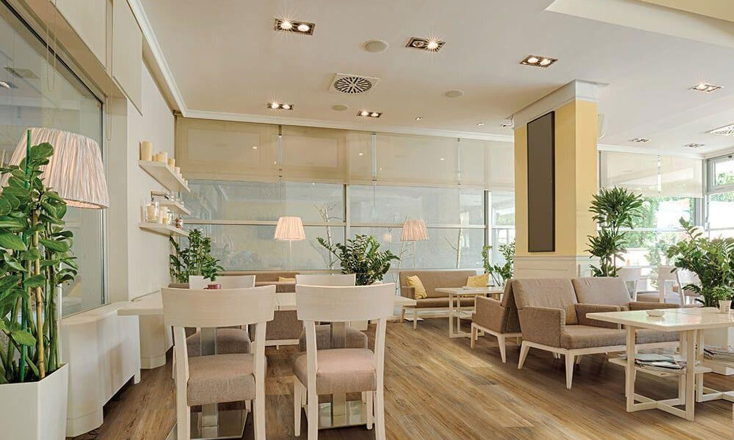 Mẫu sàn nhựa hèm khóa giả gỗ mang đến cảm giác thoải mái, ấm cúng cho không gian nội thất.