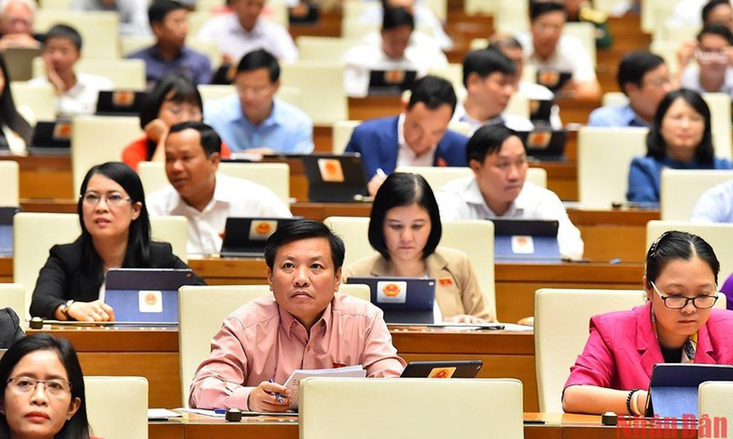 Các đại biểu Quốc hội dự phiên chất vấn và trả lời chất vấn chiều 4/11. (Ảnh: THỦY NGUYÊN)