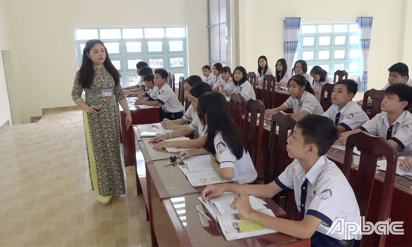 Học sinh Trường THCS  Nguyễn Văn Thiều trong giờ học.