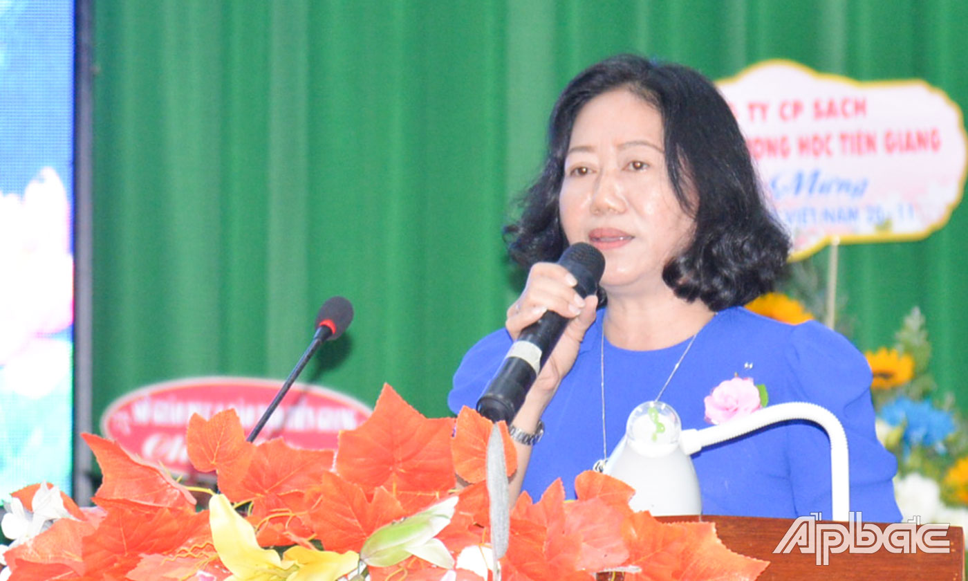 Phó Chủ tịch Thường trực UBND huyện Cái Bè Phạm Thị Tại gửi lời tri ân, cảm ơn sâu sắc tới các thế hệ nhà giáo trên quê hương Cái Bè.