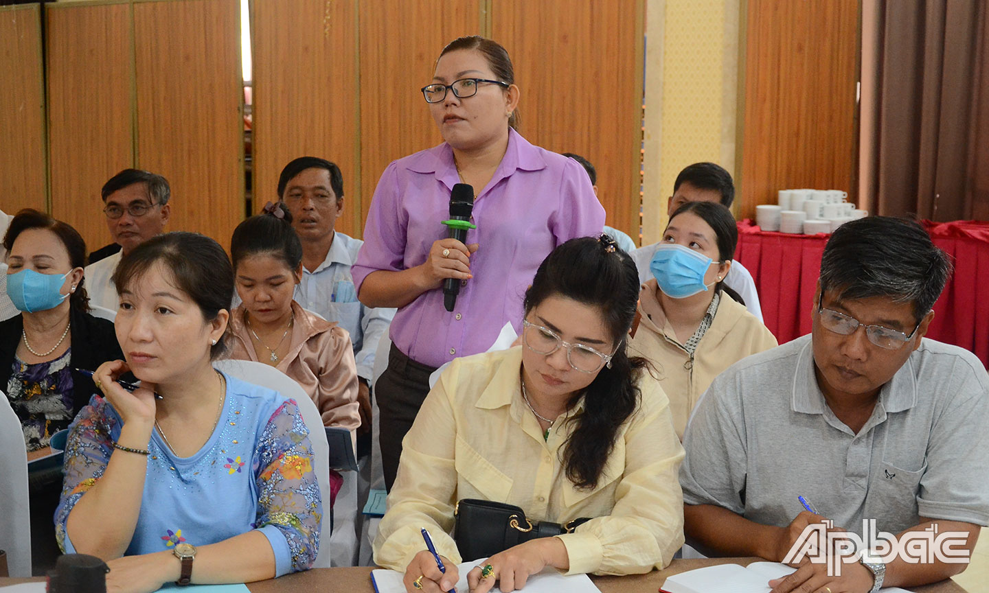 Đại diện HTX Vận tải Gò Công Tây nêu khó khăn trong thực hiện công tác thuế tại đơn vị.