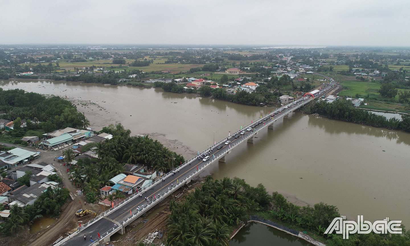  Cầu Bình Xuân  được quan tâm  đầu tư.