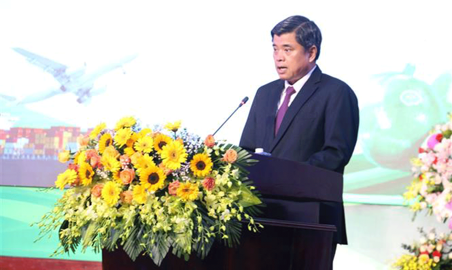 Thứ trưởng Bộ Nông nghiệp và Phát triển nông thôn Trần Thanh Nam phát biểu tại buổi lễ.