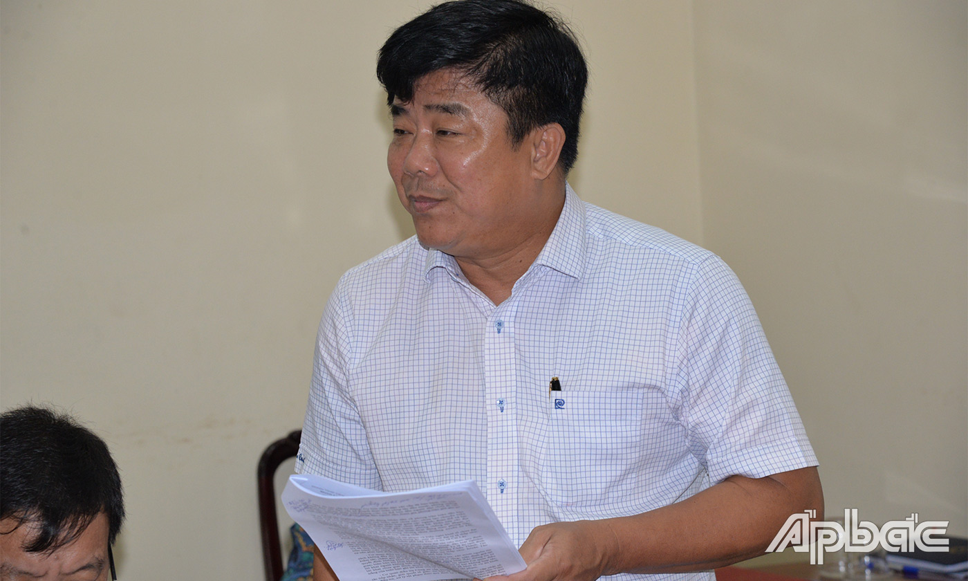 đại biểu phát biểu ý kiến tại hội nghị