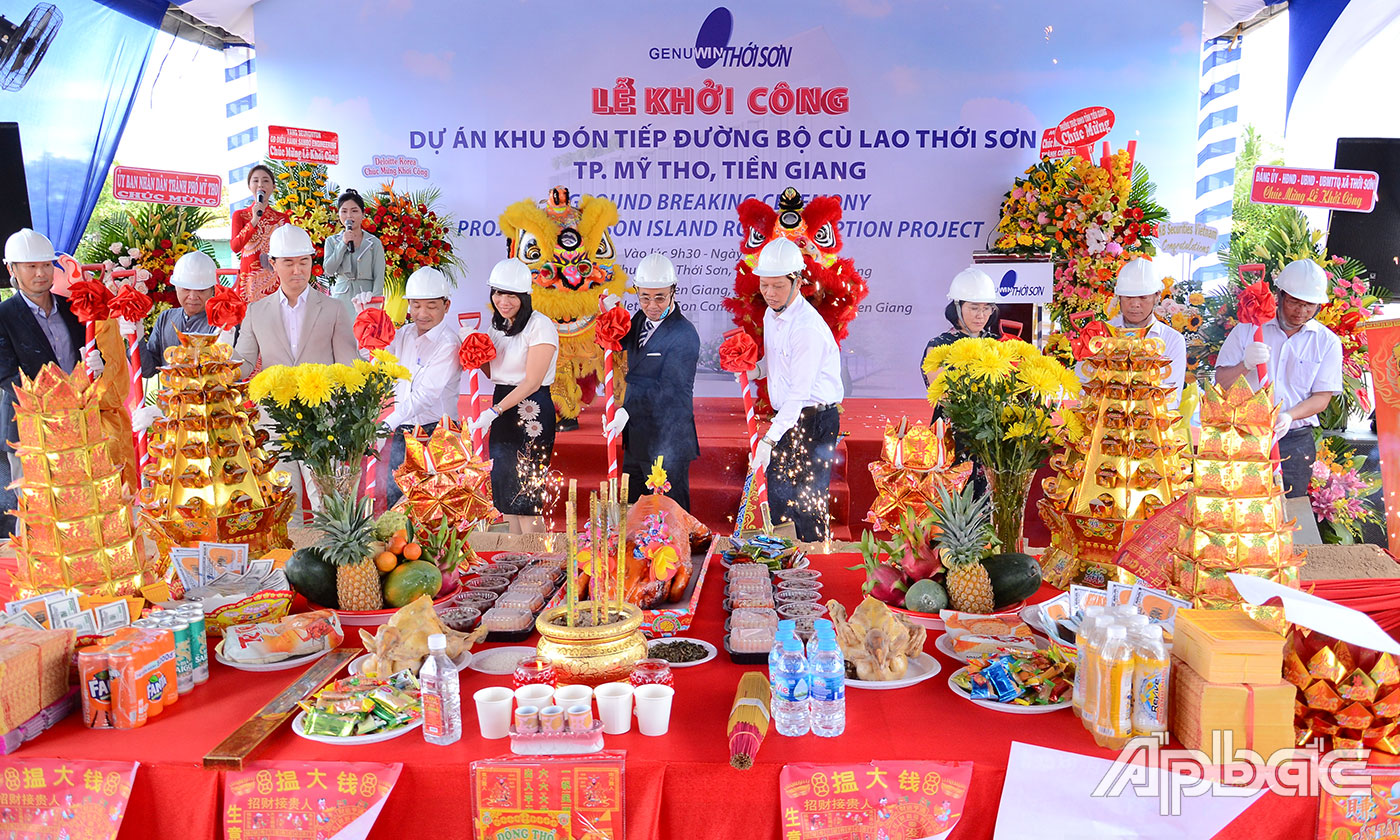 Nghi thức khởi công Dự án.