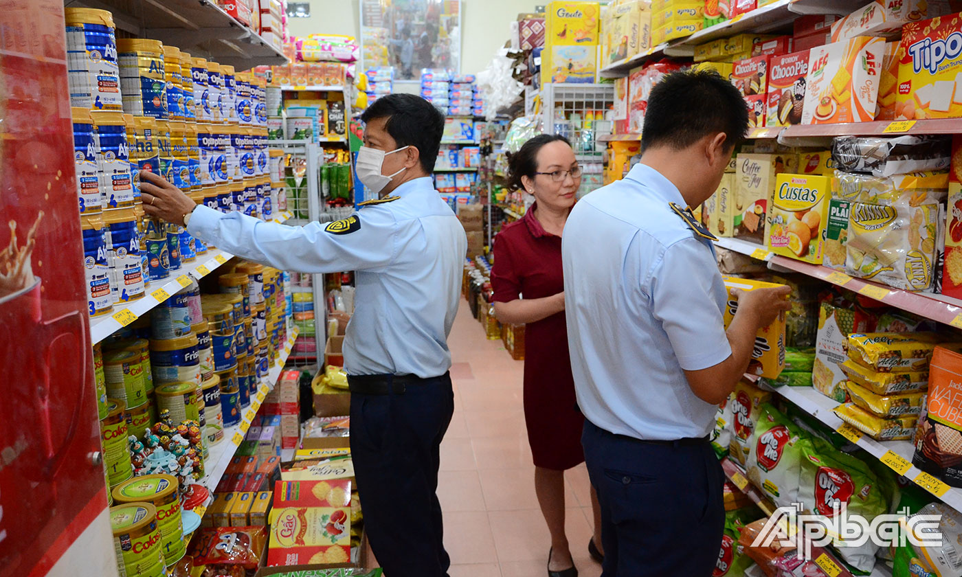 Các cơ sở kinh doanh chấp hành đúng các quy định pháp luật về điều kiện kinh doanh.