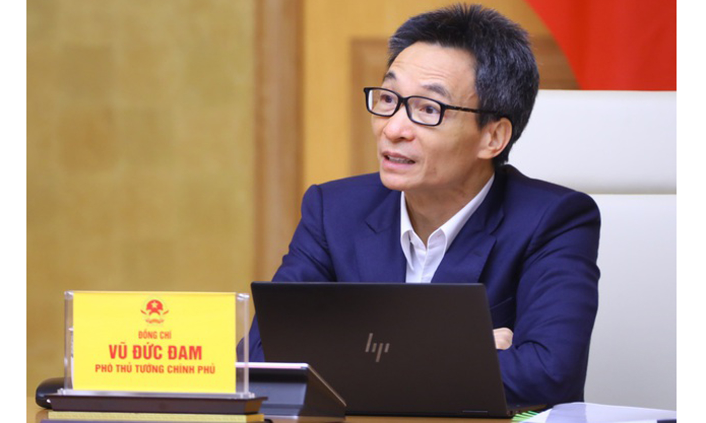 Phó Thủ tướng Vũ Đức Đam lưu ý trong công tác giáo dục, bảo vệ trẻ em, người dân và xã hội nhận thức đúng đắn, đầy đủ về các hành vi mang tính chất xâm hại với những hoạt động mang tính giáo dục, uốn nắn để có ứng xử phù hợp, điều chỉnh kịp thời, tránh cực đoan - Ảnh: VGP