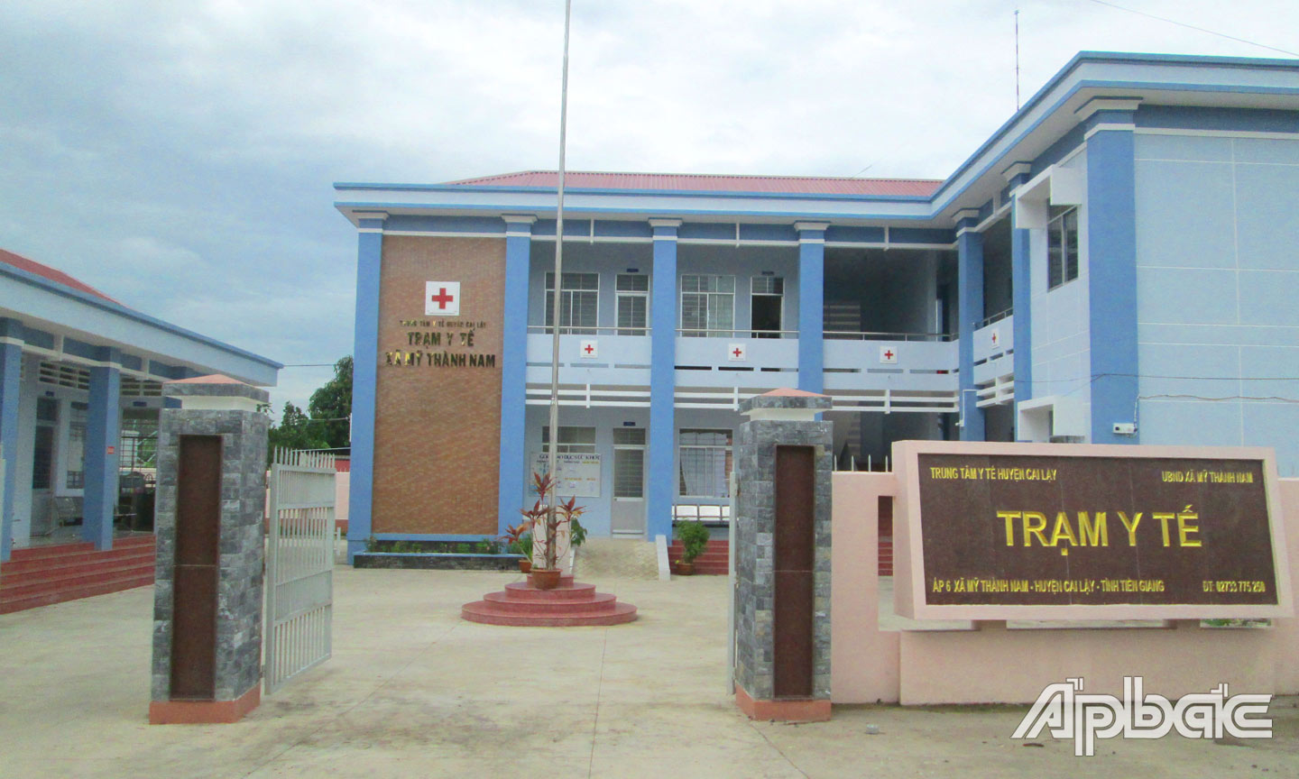 Trạm Y tế xã được đầu tư xây dựng khang trang đáp ứng nhu cầu chăm sóc  sức khỏe nhân dân. 