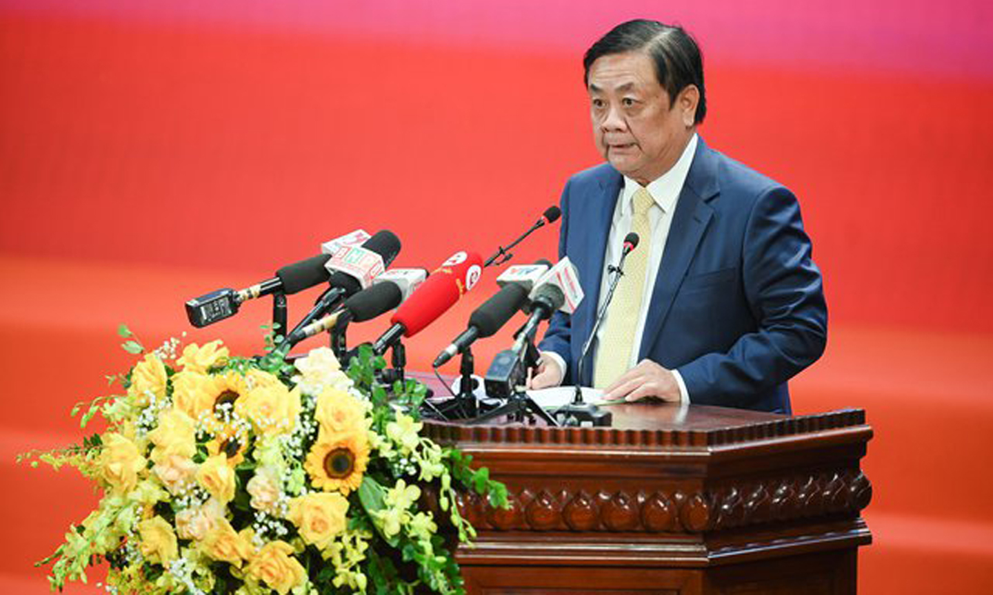 Bộ trưởng Lê Minh Hoan đúc kết: Giữ gìn, phát huy giá trị văn hoá không đơn giản là thực hiện tiêu chí về văn hoá, mà có ý nghĩa sâu sắc đến sự phát triển bền vững cho đất nước.