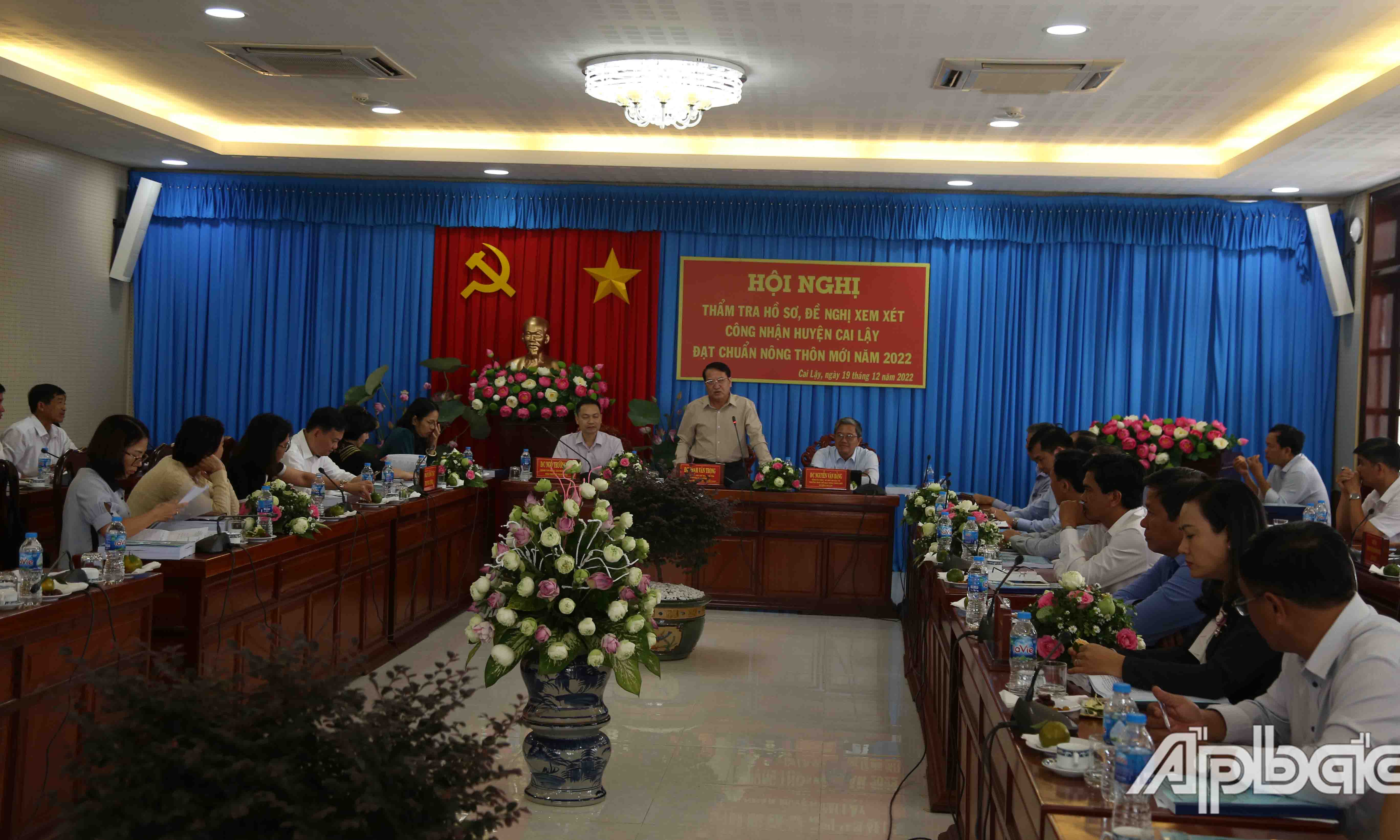 Đồng chí Phạm Văn Trong ghi nhận các ý kiến đóng góp của đoàn công tác.