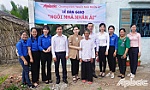 Báo Ấp Bắc trao 2 căn 