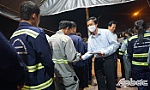 Lãnh đạo tỉnh Tiền Giang thăm, tặng quà các đơn vị làm việc đêm Giao thừa