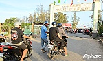 Xuất hiện tình trạng chèo kéo du khách tại biển Tân Thành
