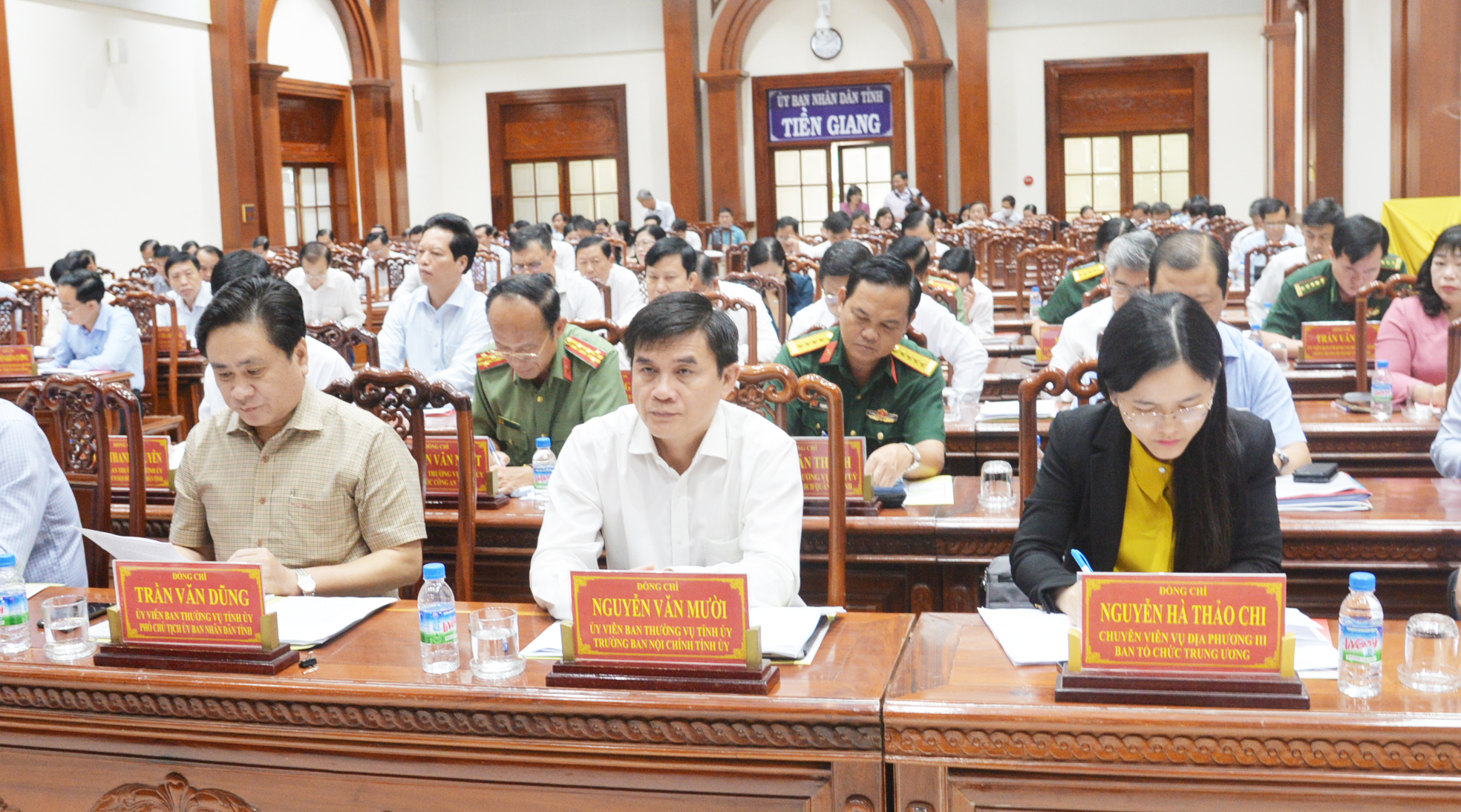 Quang cảnh hội nghị