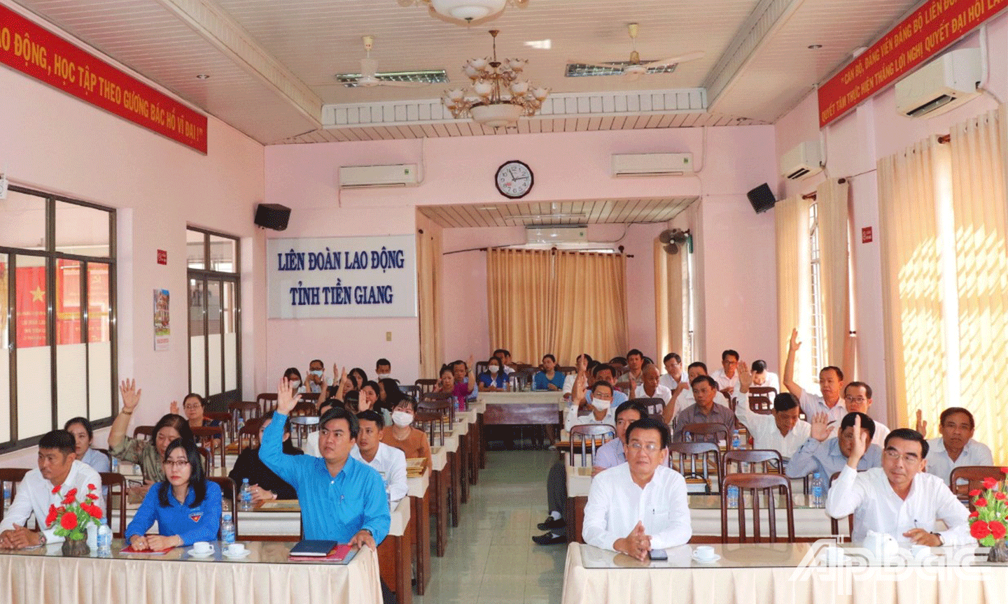 Quang cảnh hội nghị