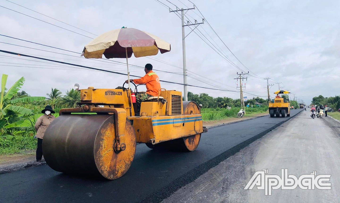 Nhiều công trình, dự án đầu tư công trên địa bàn huyện được lãnh đạo huyện theo dõi đôn đốc đảm bảo tiến độ thi công.