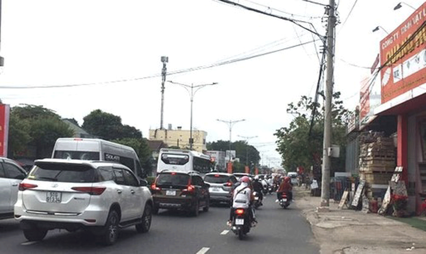 Lưu thông qua cầu Rạch Miễu tránh khung giờ cao điểm giảm tránh ùn tắc giao thông