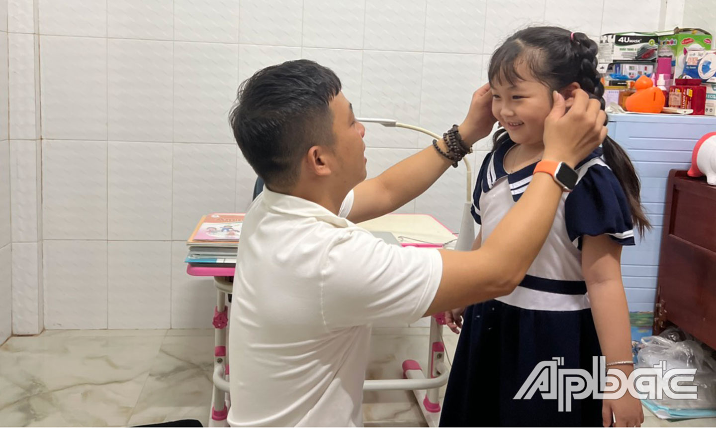 Sẵn sàng cho con trở lại trường học. 