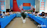 Giám sát việc đổi mới chương trình giáo dục, sách giáo khoa