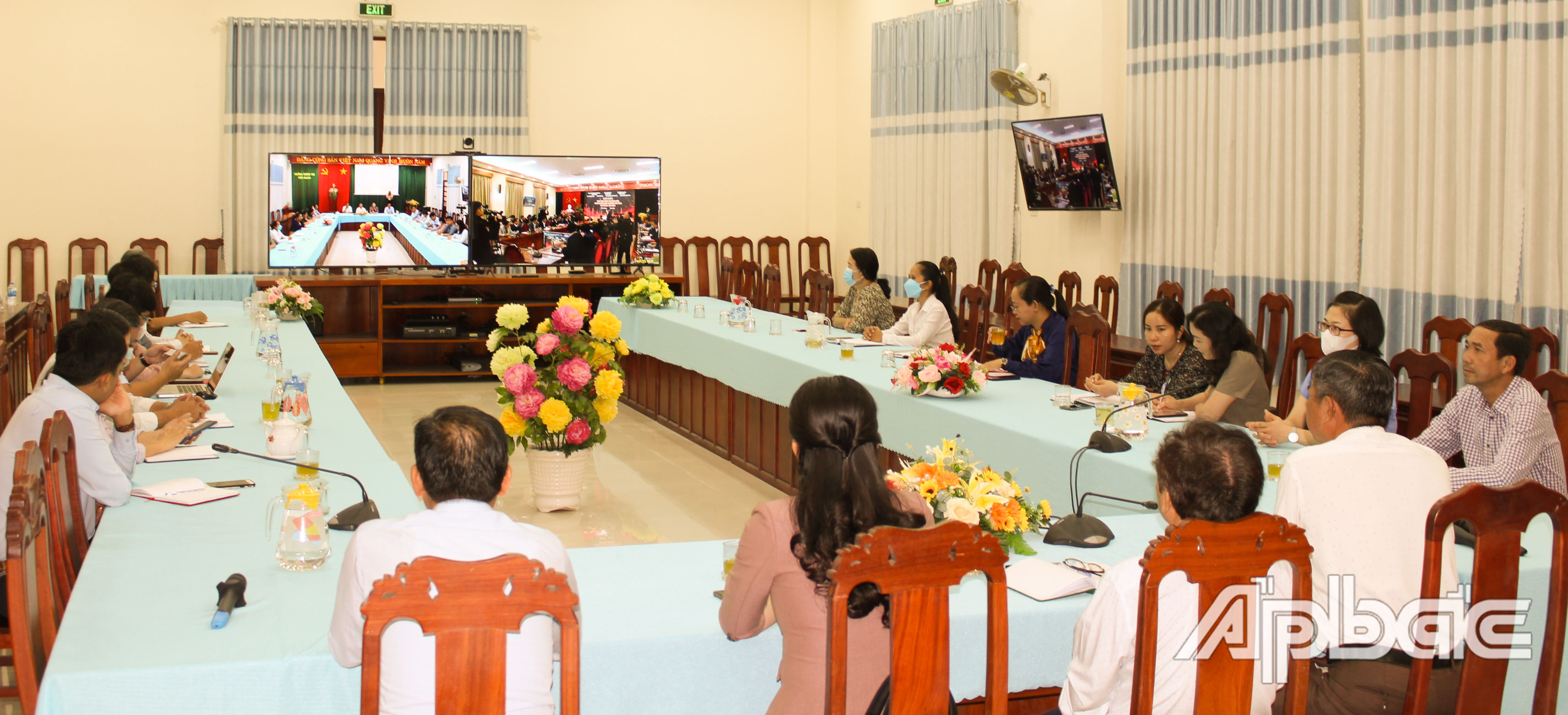 Toàn cảnh dự Hội nghị trực tuyến tại điểm cầu Tiền Giang 