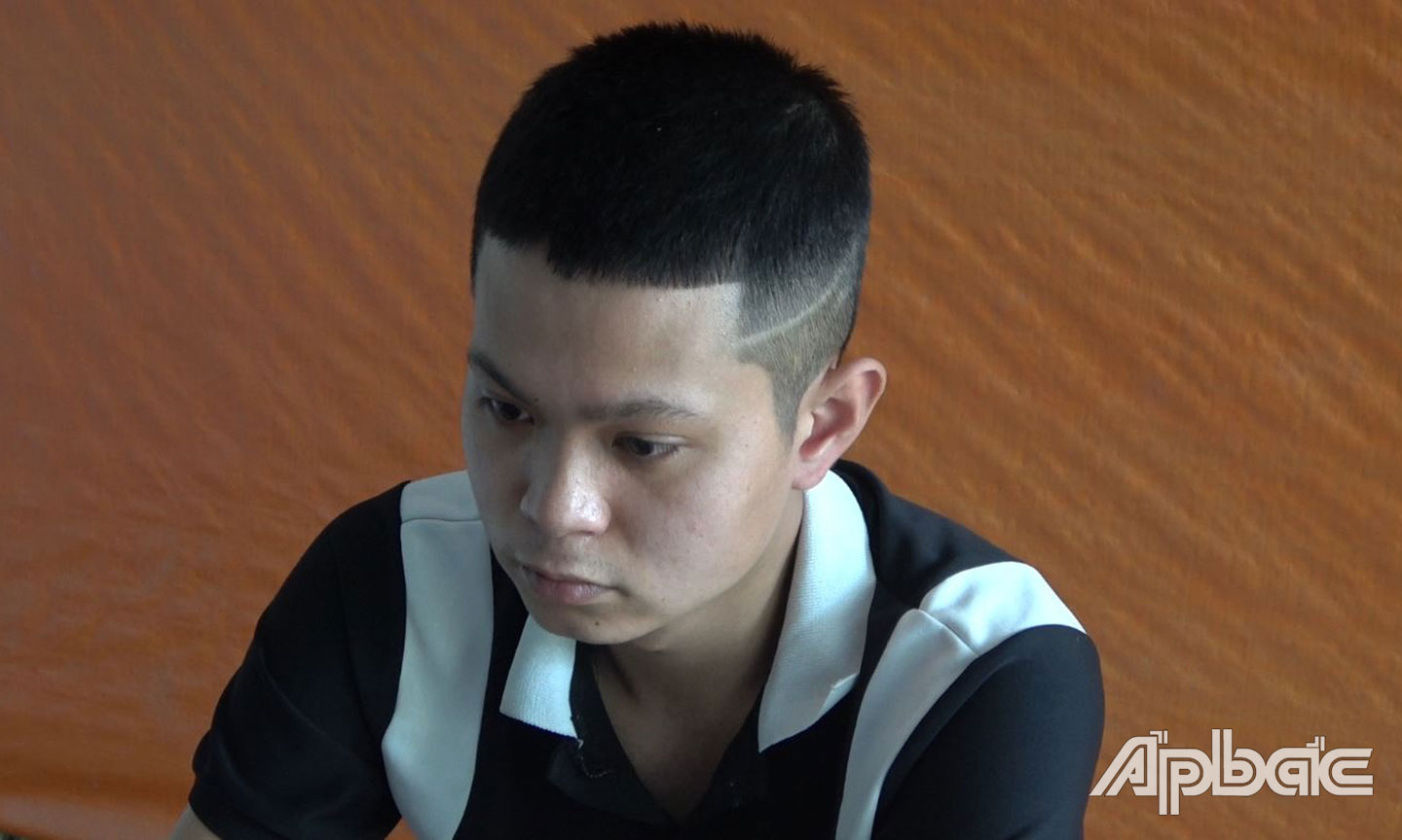 Đối tượng Bùi Quang Huy.