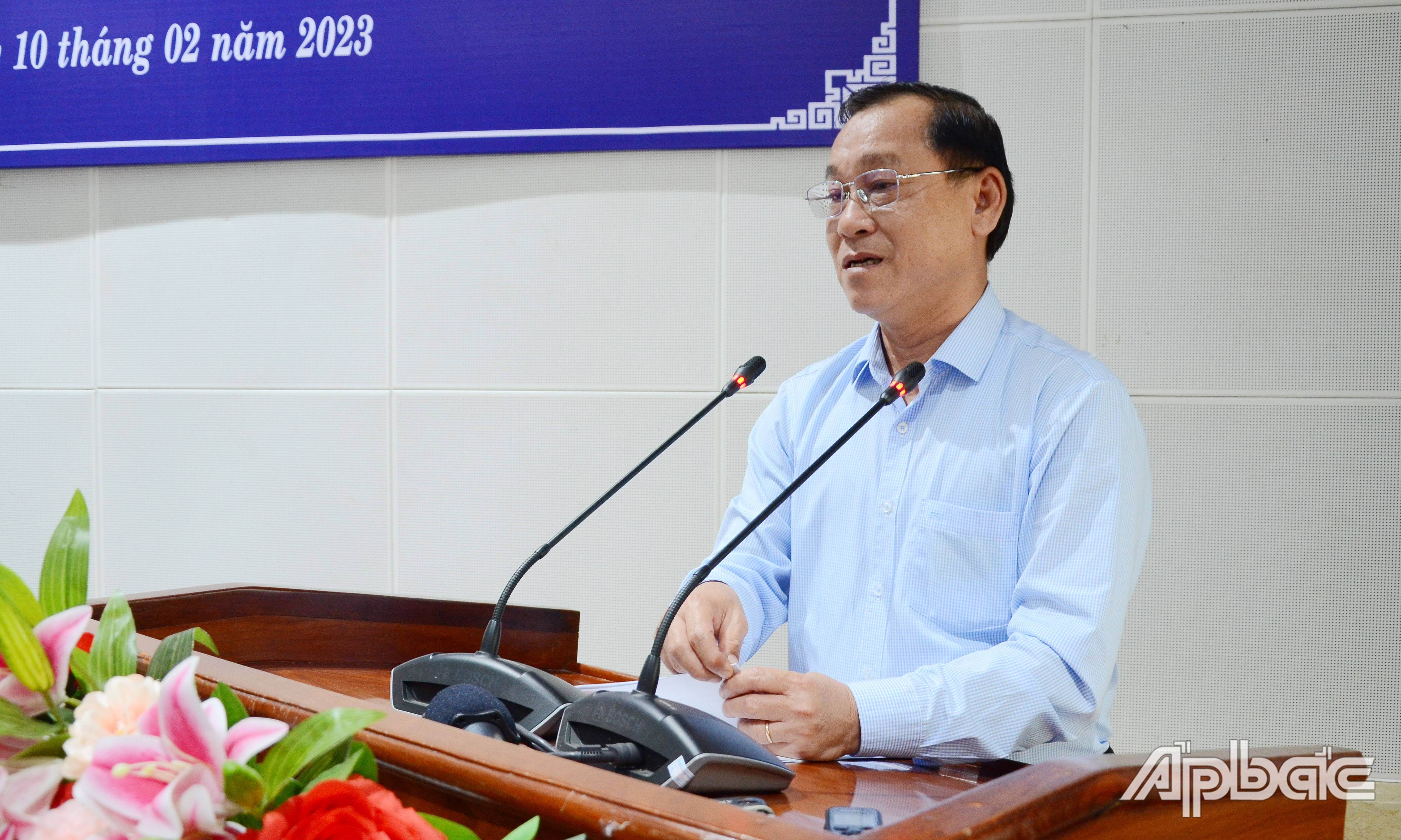 Đồng chí Nguyễn Văn Vĩnh phát biểu tại hội nghị.