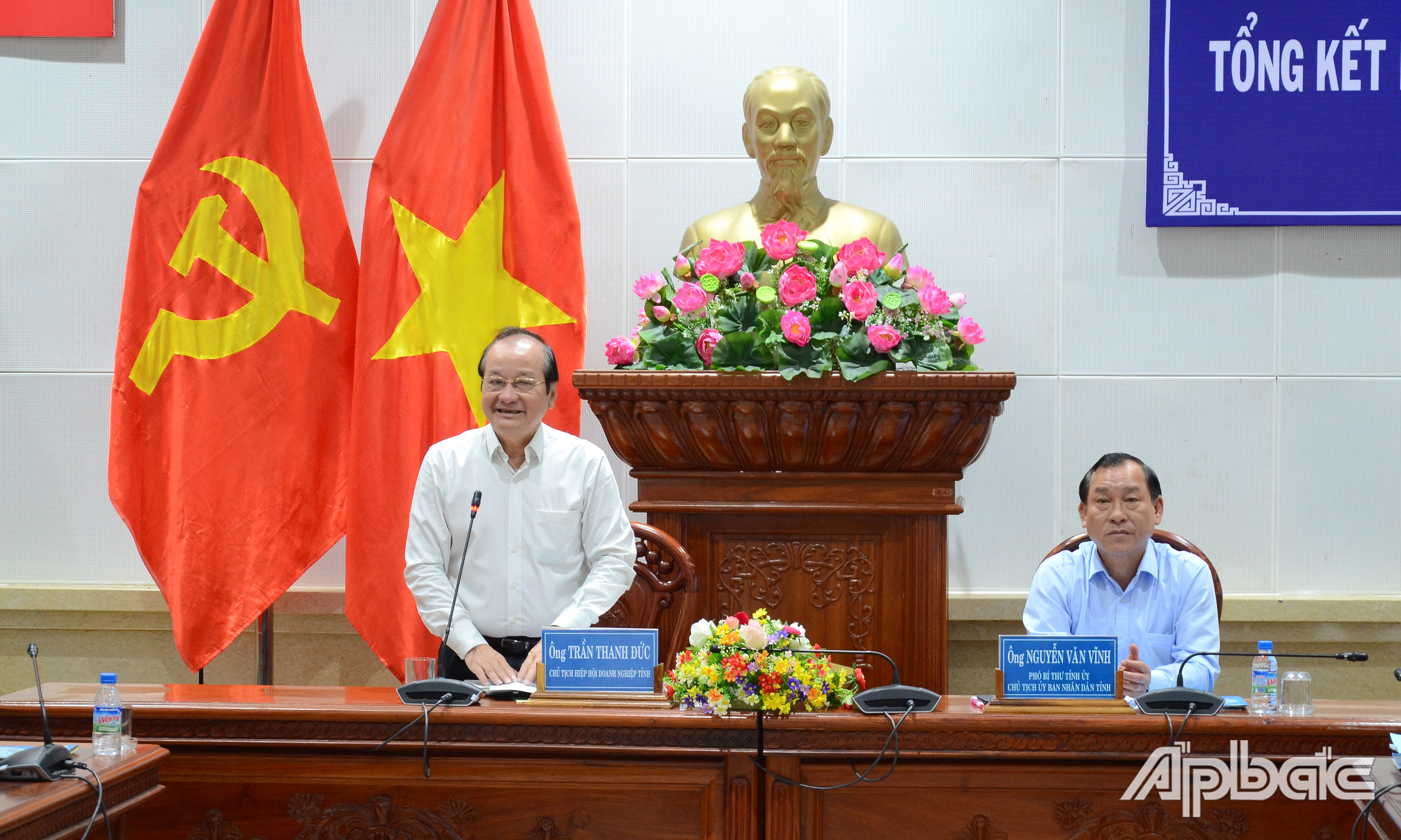 Chủ tịch Hiệp hội DN tỉnh Trần Thanh Đức phát biểu tại hội nghị.