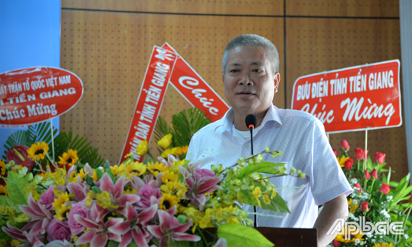 Nguyên lãnh đạo BHXH tỉnh phát biểu