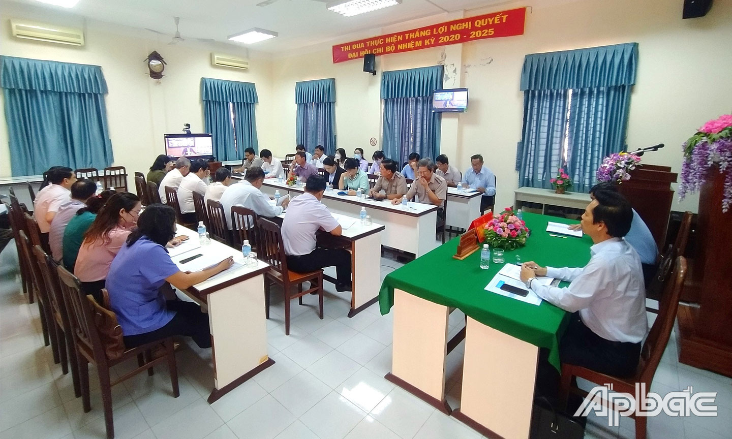 Quang cảnh hội nghị tại điểm cầu tỉnh Tiền Giang.