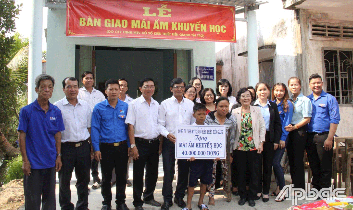 bàn giao 