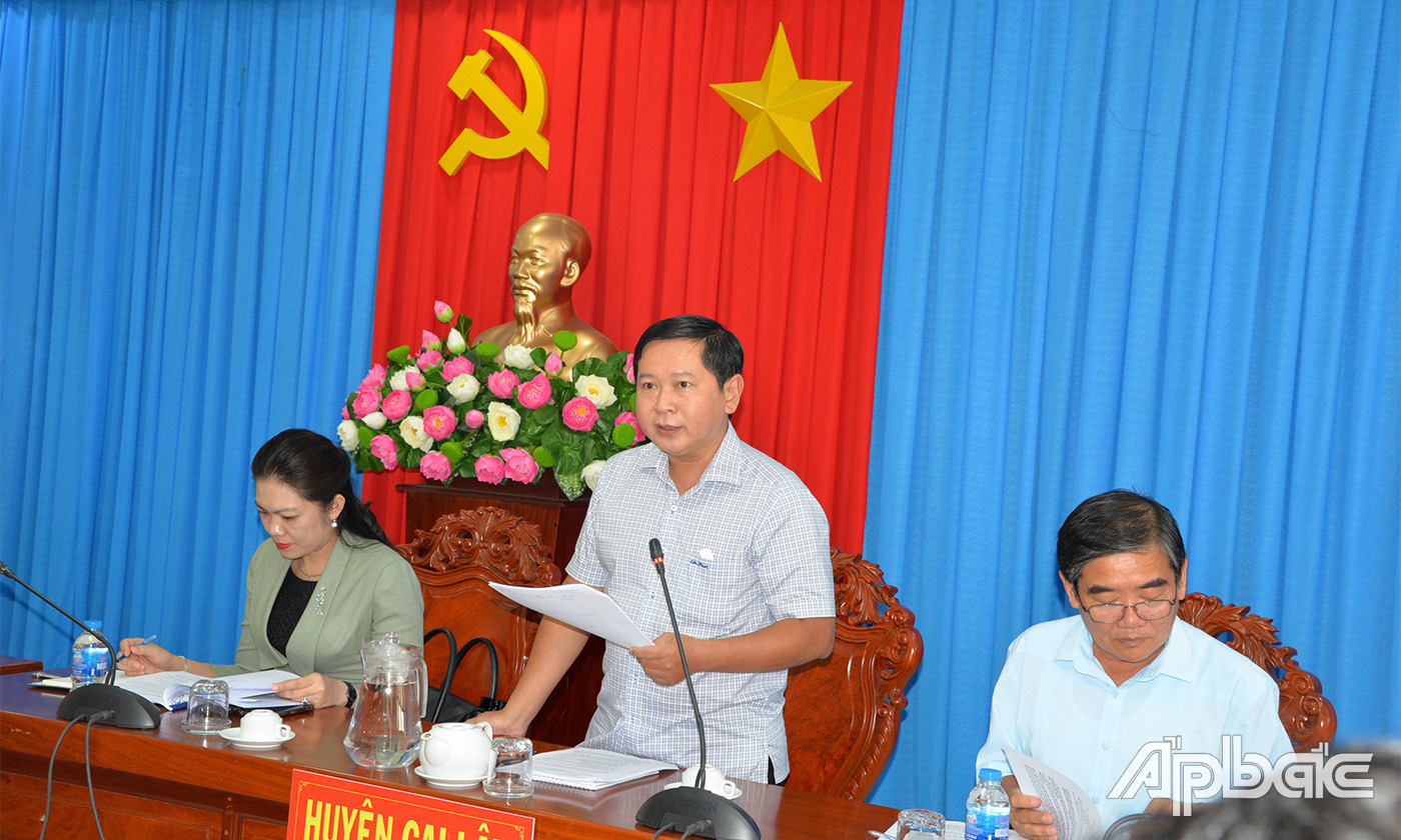 Đồng chí Tạ Minh Tâm phát biểu tại buổi làm việc.