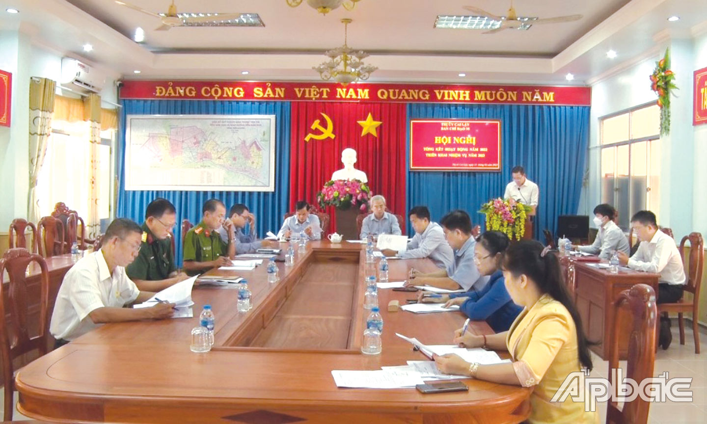 Thành viên Ban Chỉ đạo 35 thị xã kịp thời báo cáo, thông tin các vấn đề nhạy cảm, dư luận xã hội quan tâm. Ảnh: HUY THÁI