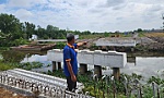 Dừng thi công cầu do tàu ghe không thể lưu thông