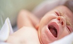 Bé sơ sinh nặng cân có tốt không?