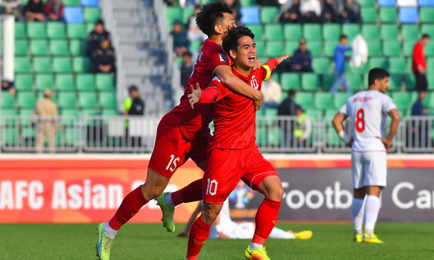 Các cầu thủ U20 Việt Nam dù đã sớm dừng bước ở vòng bảng U20 châu Á nhưng đã có màn trình diễn giàu sức hút. Ảnh: Vietnamnet.vn