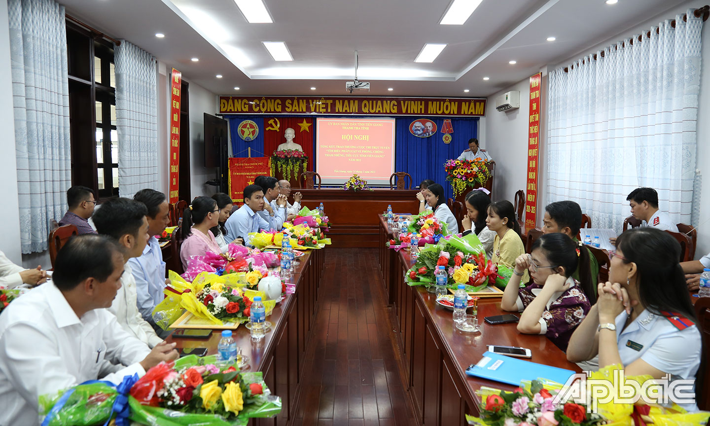 Quang cảnh hội nghị.