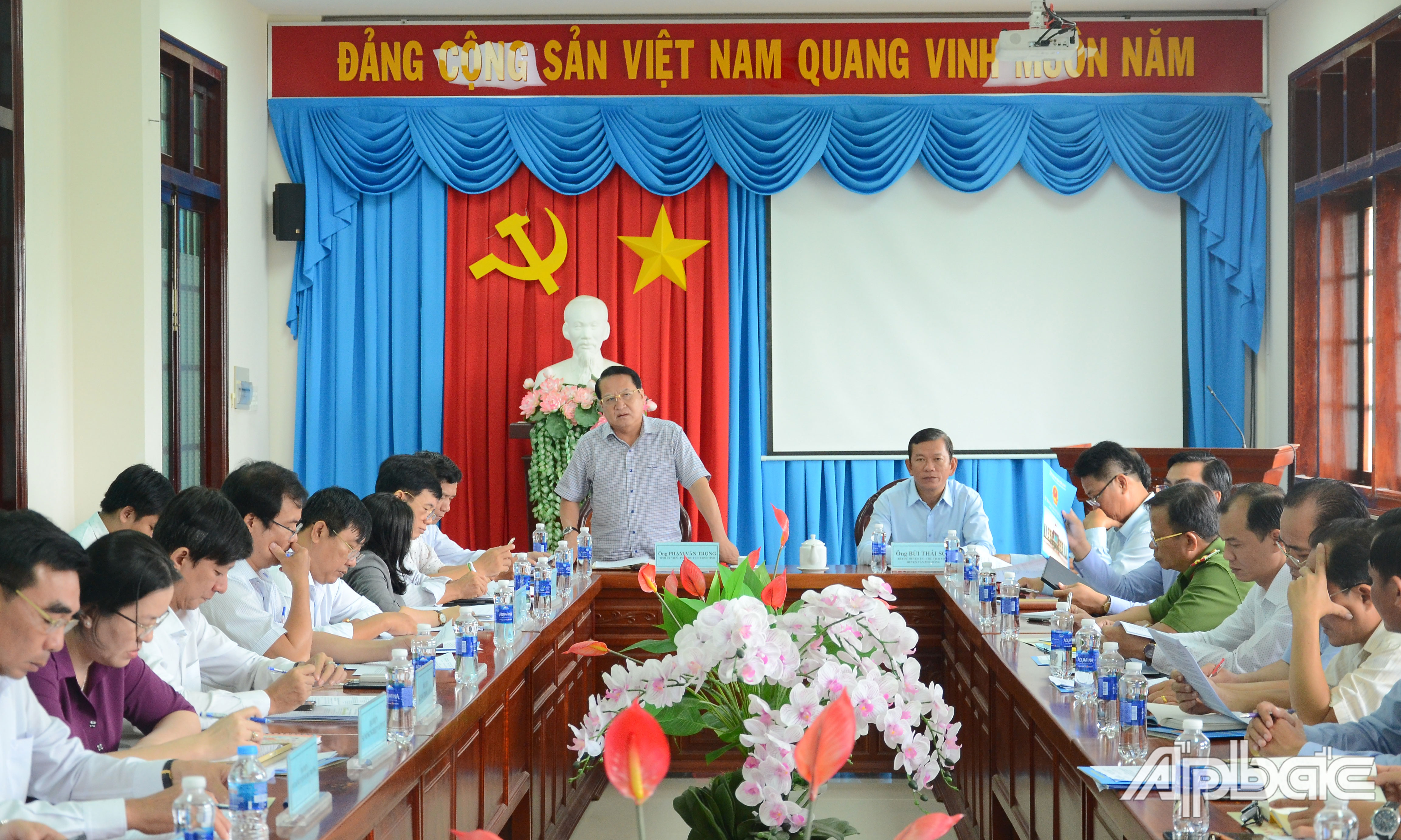 Đồng chí Phạm Văn Trọng phát biểu kết luận buổi làm việc.